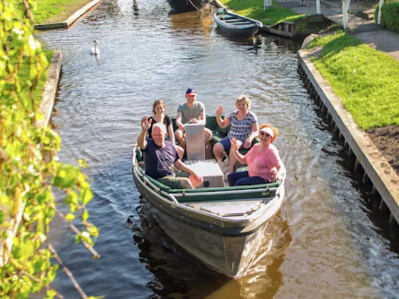 Sloep met schipper
